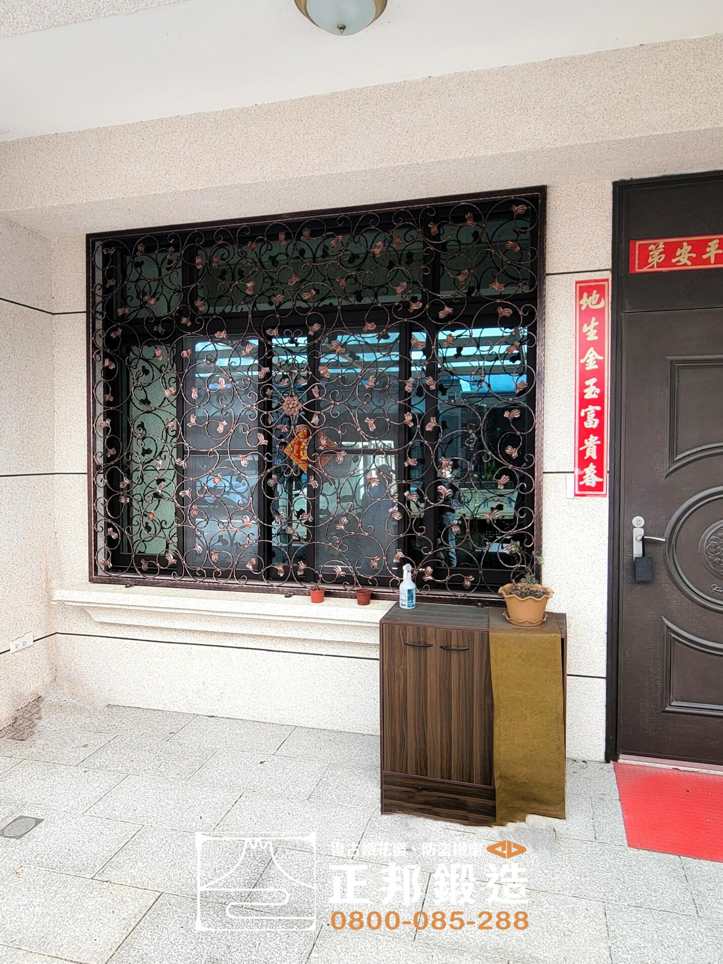 歐式風格紅古銅色防盜鐵窗C9D-1069