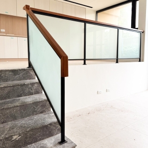 噴砂玻璃欄杆扶手C9E-2013