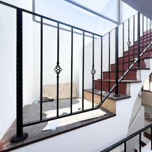 鍛造樓梯扶手設計 C9E-1082