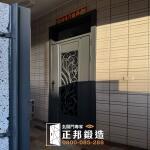 C9B-1011紗門 (烤漆顏色FR-2911) 台中雙玄關包框安裝 (2)