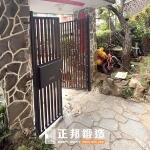 C9C-4056 (烤漆顏色FR-2898G+木紋R-108) 台北手動庭院子母門 鏤空設計通透感庭院小門 (4)