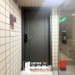 C9B-2017(烤漆顏色FR-2898) 林口換門 加裝瞄眼 (2)