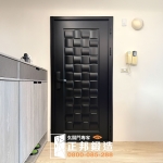 C9B-2033(烤漆顏色FR-9622) 桃園換門改善隔音不好的問題 (3)