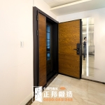 C9B-3004 (烤漆顏色FR-9637M1.柚木色) 台北玄關門換門 換門推薦 (1)