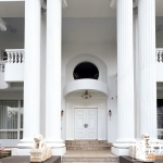 C9B-2068 台北士林豪宅白色雙開大門 烤漆色號FR-1738 (5)