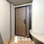 C9B-6008 (烤漆色號FR-81255.2527WB) 桃園換門加裝瞄眼 (3)