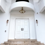 C9B-2068 台北士林豪宅白色雙開大門 烤漆色號FR-1738 (10)