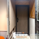 C9B-6008 (烤漆色號FR-81255.2527WB) 桃園換門加裝瞄眼 (2)