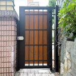 C9C-4063 不銹鋼警衛室旁小門 (FR-9637 木紋烤漆R116) 木紋烤漆更耐用 (4)