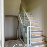 C9E-2012 (烤漆顏色FR-1737M2、10光強) 芎林樓梯扶手廠商安裝 (7)