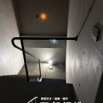 工業風黑色樓梯扶手 C9E-1080 極簡線條設計(黑消光 烤漆顏色FR-9622M1)