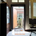 C9B-6004 (烤漆顏色FR-81255 2005WB) 平鎮雙面材質門安裝 (3)