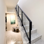 C9E-4024 (烤漆顏色FR-9622M1+10mm強化玻璃) 苗栗玻璃樓梯扶手安裝案例 (14)