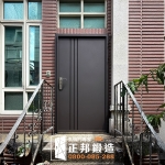 C9B-2040+木紋(烤漆顏色FR-81255 2005WB) 平鎮雙面材質門安裝