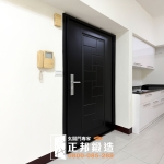 C9B-2021(FR-9622) 土城玄關門安裝 (4)