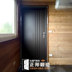 C9B-2040(FR-8679) 內灣玄關門安裝 (2)