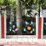 C9F-3058 OT欄杆+佈告欄 (骨架FR-81255G，花葉方形照款式圖色) 路邊欄杆訂製安裝 (7)