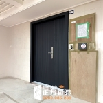 C9B-2058子母(FR-9623) 台北玄關門安裝 (3)