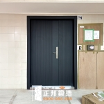 C9B-2058子母(FR-9623) 台北玄關門安裝 (1)