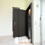 C9B-2040(FR-81255) 八德玄關門安裝 (2)