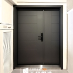 C9B-2001 (FR-2898)台北松山住家大門安裝 (4)