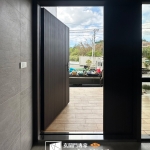 C9B-2058 烤漆顏色FR-8677 基隆何先生子母包框安裝案例照片